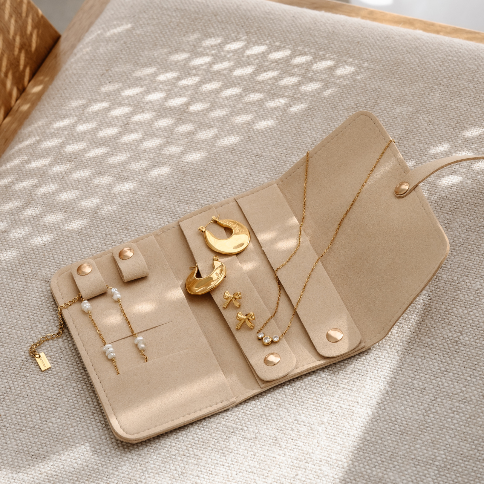 Bit of Bubbly Necklace - Gold Chain - Dainty Gemstone Necklace - Ocean Girl Art